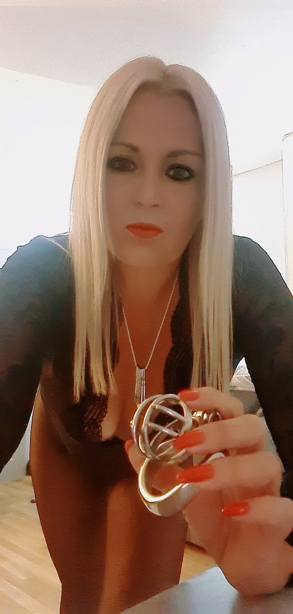 I think this Chastitycage is more than big enough... now do as I say and put it on cucky 🔒