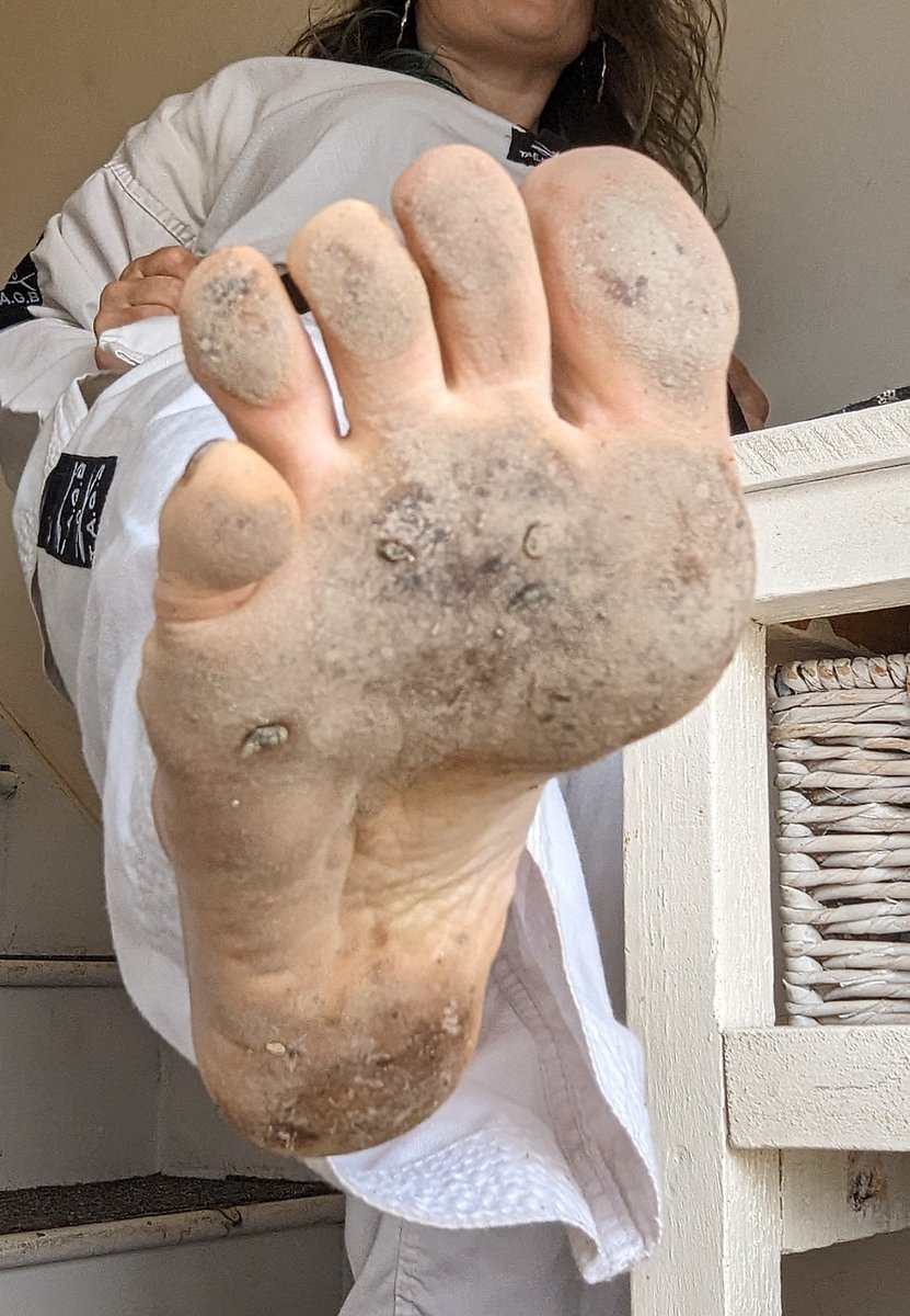 Mamapaws69's tweet photo. Dusty dirty feet! Get the full album on my pages 😁

https://t.co/OH2GmQAhDJ 
https://t.co/BTYMiWDati
https://t.co/eUcakDj0PS
#sole #feetfinder #FeetPictures #feetpics #feetfethish #feet_pic #feetseller #ballbusting #dirtyfeet #martialarts #onlyfans #feetfinder #dirtygirl https://t.co/MKrKppnHrY