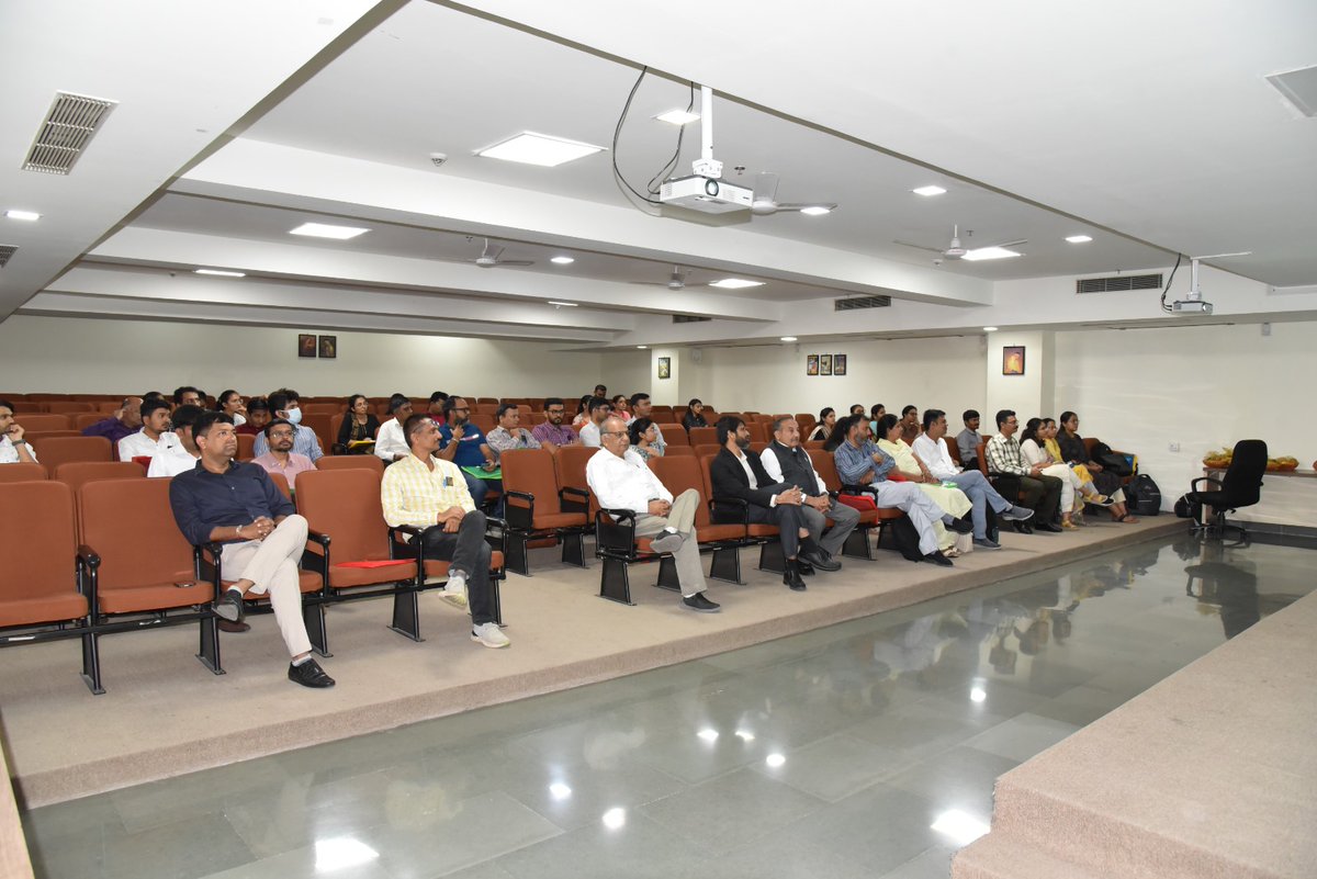 ShsrcGujarat's tweet photo. SHSRC - Gujarat દ્વારા DH-SDH, CHC FRU assessment માટે એક દિવસીય વર્કશોપનું આયોજન કરવામાં આવેલ જેમાં જાહેર આરોગ્યના નિષ્ણાતોએ ભાગ લીધેલ અને સ્ટડિ ટૂલ તેમજ ઇમ્પ્લિમેનટેશન પ્લાન વિશે ચર્ચા કરેલ.  

#healthresearch #publichealth #assessment https://t.co/kqEDboe1l4
