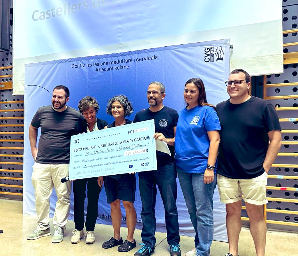 _VictoriaAlsina's tweet photo. El projecte guanyador de la 3era Beca #MikeLane dels @cvg_cat ha estat “Desenvolupament d'un model predictiu del dolor neuropàtic” liderat per la Dra. Soler del @IGuttmann. Construir coneixement i futur sobre una desgràcia que fa uns anys ens va colpir a tots. Felicitacions! https://t.co/UDMbqFWNbE