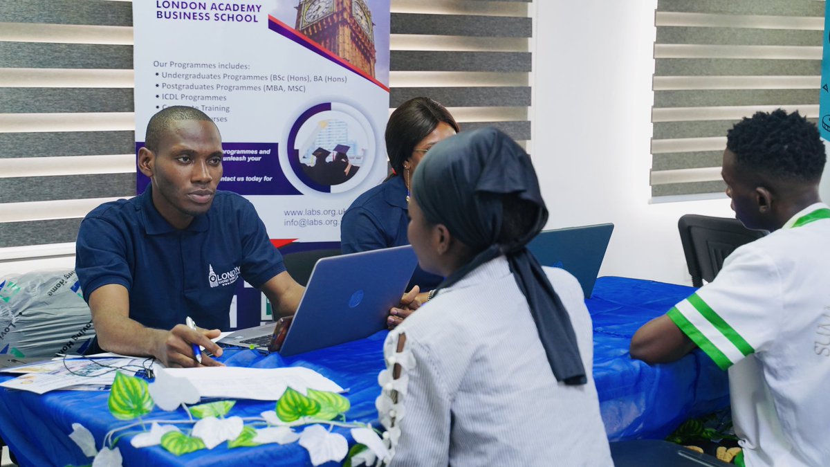 London Academy Business School tweet media