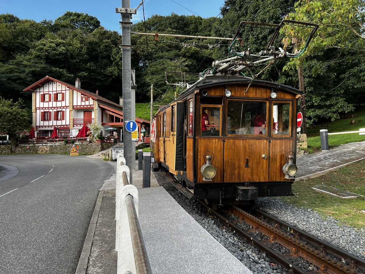 Libros que te llevan a historias, historias que te llevan a lugares…. Mil gracias por contarlo #edurneportela #mariajosefasansberro #maddiylasfronteras #libros