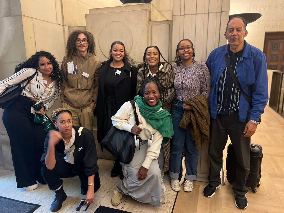 YHP members were delighted to join @DeannaLyncook and @oliviawyatt1999 yesterday for their conference 'The Issue of Truth: Representing Black British History', hosted by the IHR. It's wonderful to see current + past members achieving such incredible things! Congratulations! 🎉