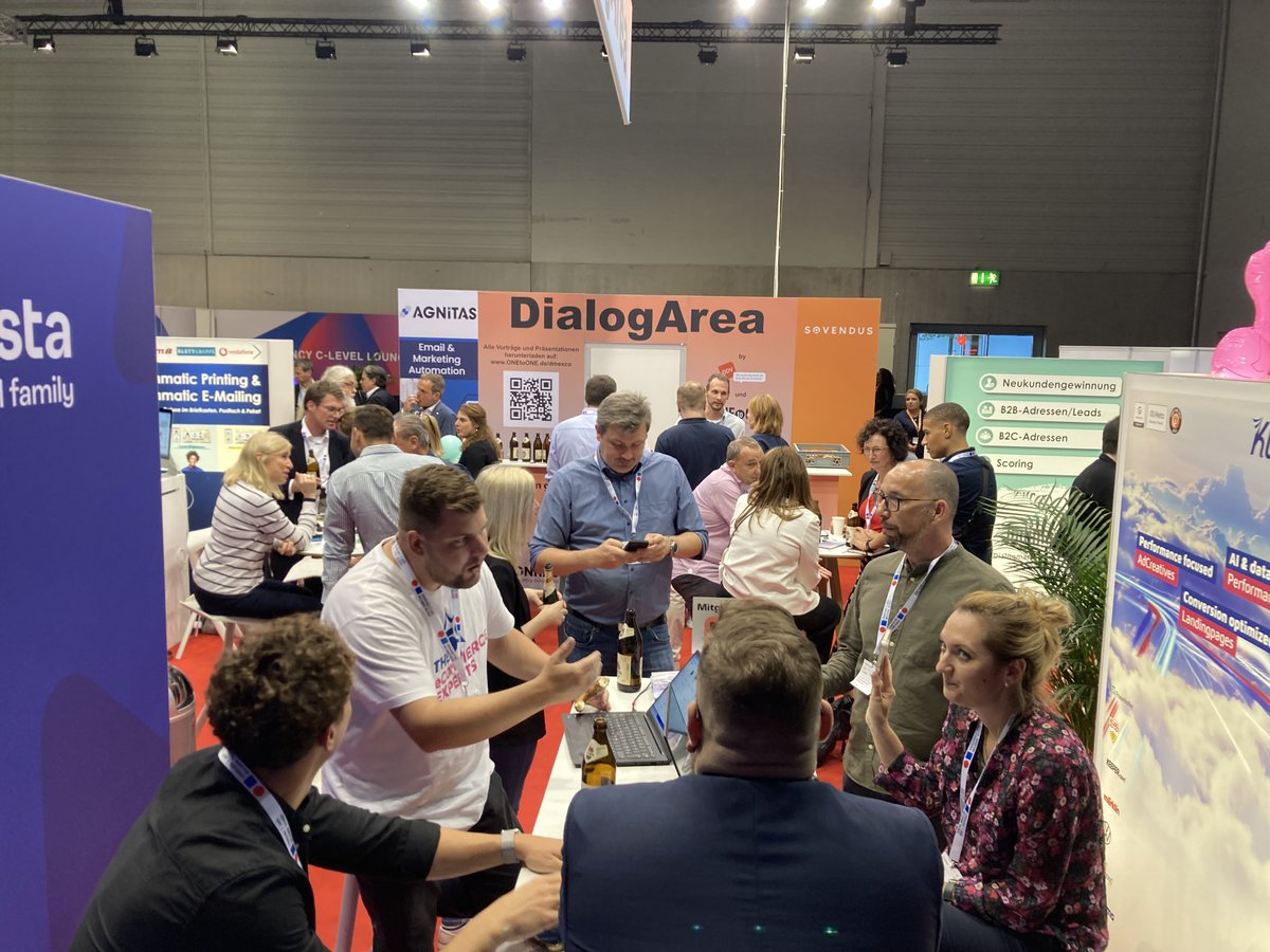 It's a wrap! 2 Tage Dialog Area und Dialog Stage auf der <a href="/dmexco/">DMEXCO</a> liegen hinter uns. Der DDV bedankt sich bei allen Ausstellern, Vortragenden, Besucherinnen und Besuchern und dem Dmexco Team. 

▶️Zu den Fotos und den Aufzeichnungen der Vorträge gehts hier: bit.ly/451e1SC