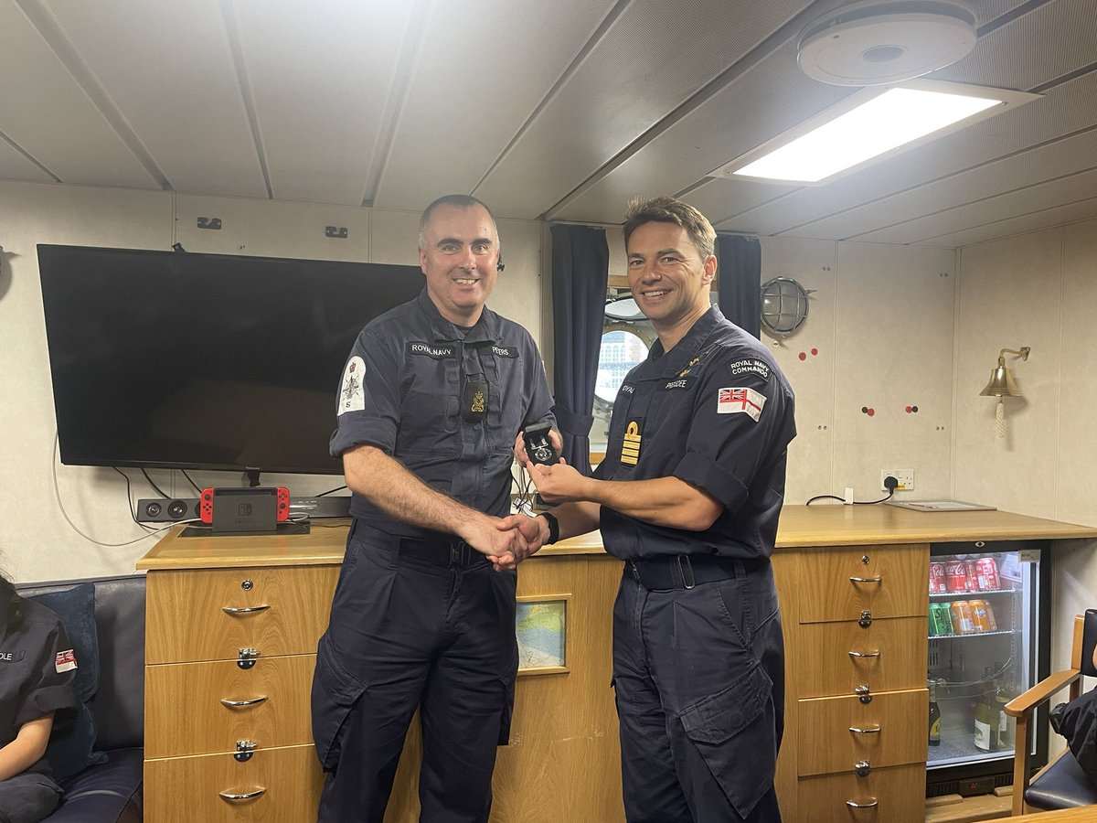 Before completing our annual maintenance period, we hosted Capt Pressdee (head of Patrol, Underwater Exploitation and Diving) on board to meet the Ship’s Company. PO Peters was also presented with his thoroughly well-deserved Long Service and Good Conduct Medal - BZ!