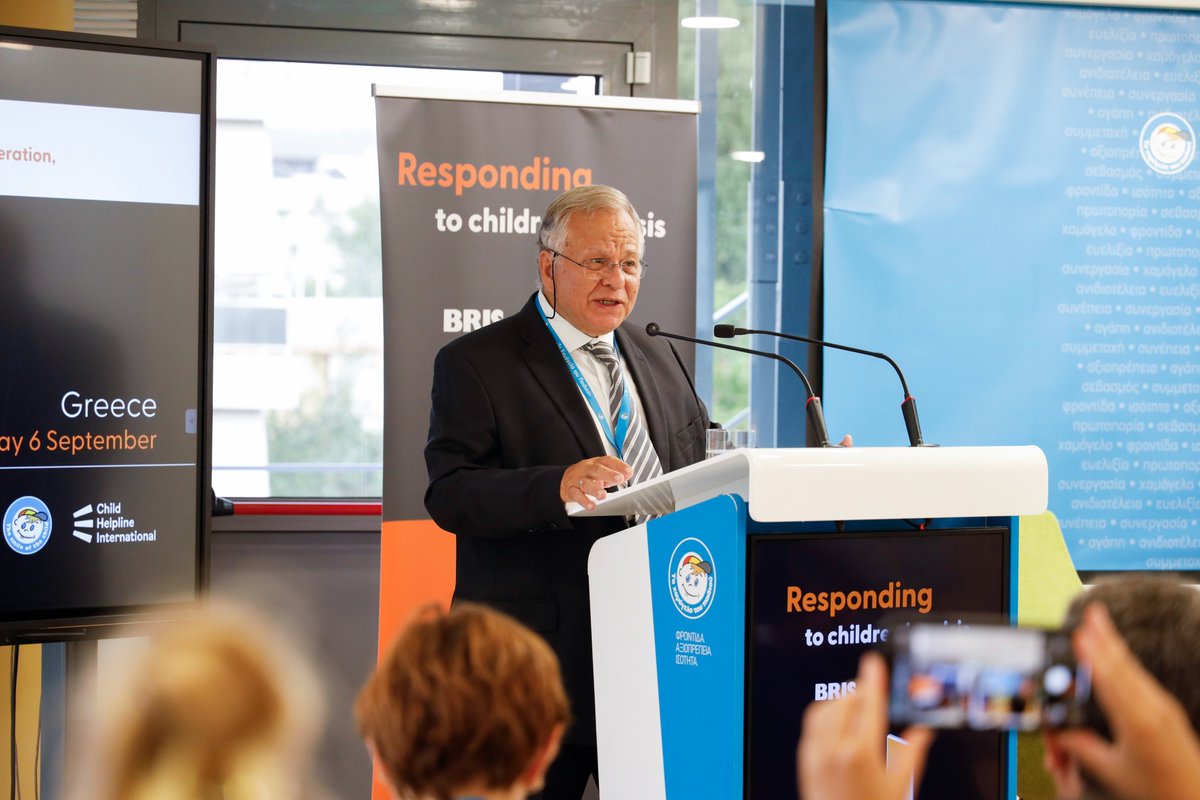 Eurochild_org's tweet photo. 📣Child helplines must be supported & strengthened!
Our members @hamogelo and @BRISpress co-organised an international event on the role of #childhelplines in supporting children in times of crisis
Find out more and watch the recording of the event here👉https://t.co/o2WkjPnBZB https://t.co/h9D9dRJk4q