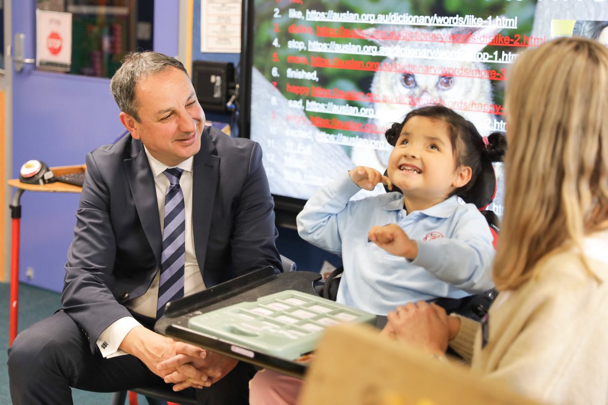 dizdarm's tweet photo. Thank you for your hard work, dedication and unwavering commitment to the students we serve each and every day – know that you have made a difference. Hope you have a restful break! https://t.co/mWwA1uNyfM