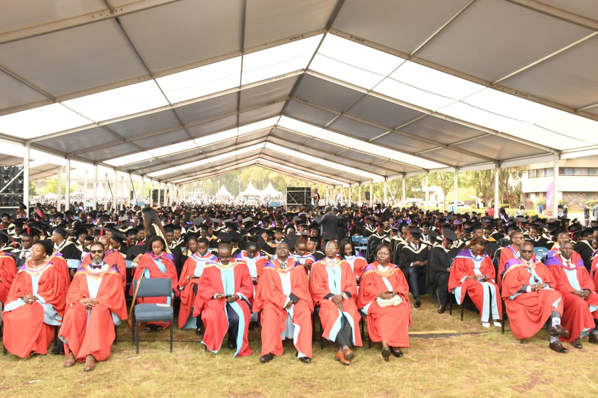 UoNbuiltenviron's tweet photo. Today, 80 extraordinary individuals are donning their Doctorate caps and embracing the title of "Doctor." 🤩📚 Your hard work and dedication have paid off, and the world awaits your contributions! 🌎🔬 #PhDGraduates #UoNClass2023 https://t.co/yDs63v9LSg