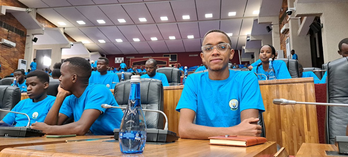 HusseinBukuru's tweet photo. It was an honour to be a part of this big youth group in celebration of #internationalpeaceday in @RwandaParliamnt. Thank you, @NARwanda @InterpeaceTweet, for organising such an event and reminding youth https://t.co/4DNJJMlQre