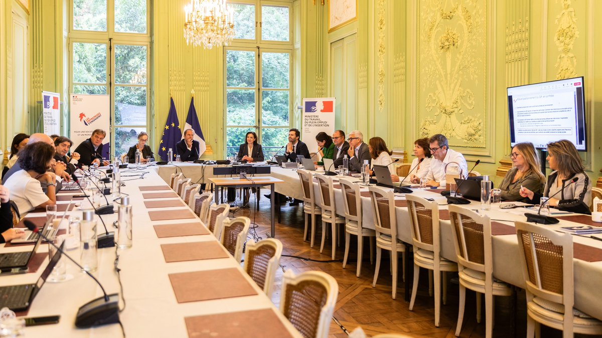 Moment important pour les Entreprises s'engagent <a href="/communauteLESE/">Les entreprises s’engagent</a> avec notre CA, introduit par <a href="/olivierdussopt/">Olivier Dussopt</a>.

L'occasion de regarder le chemin parcouru, avec 70 000 entreprises engagées &amp; de se projeter.

Avec toujours 1 objectif : + d’entreprises, + engagées, pour + d’impact🎯