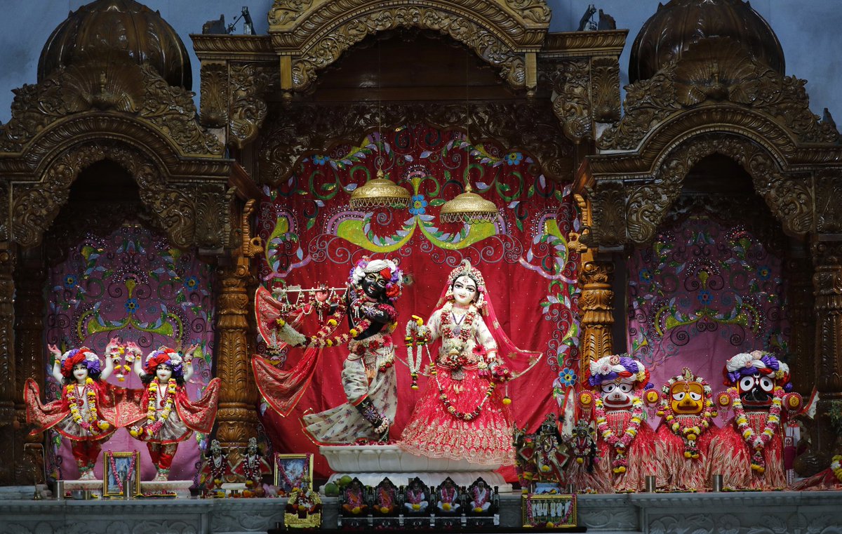 iskcon_noida's tweet photo. Hare Krishna,

Our Online Donation Link for Radhashtami is given in Bio.Please donate as per your convenience.

Sri Sri Radha Govind Dev ji Shringar Aarti Darshan, 22nd Sept.

#iskcon_noida #devotional #harekrishna #srimatiradharani #radheradhe #radharani #krishna #krishnakrishn https://t.co/JUGYlBQv9V