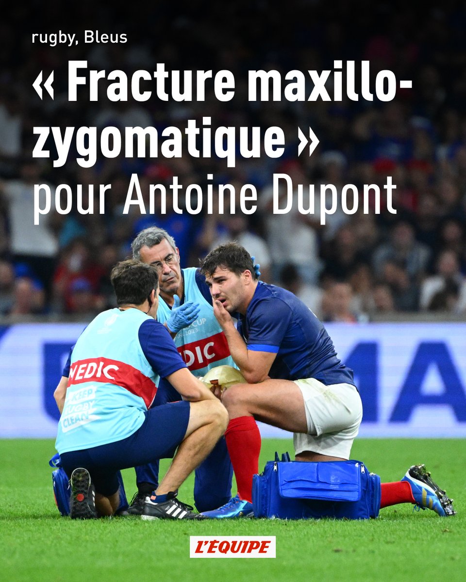 Sorti touché au visage à la 46e minute du match contre la Namibie, après un choc tête contre tête avec le centre namibien Johan Deysel, Antoine Dupont ne devrait être fixé qu'en fin de week-end après avoir rencontré des chirurgiens. ow.ly/h5iy50POvO2