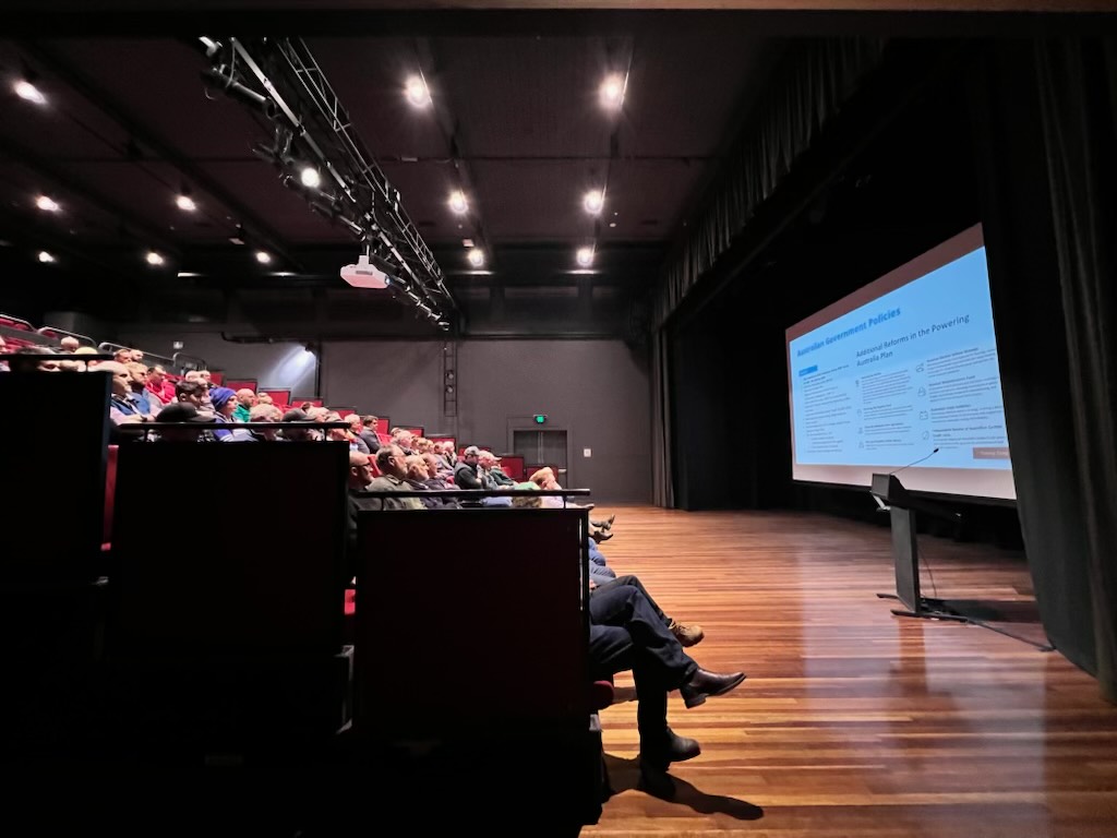 valorify tweet media