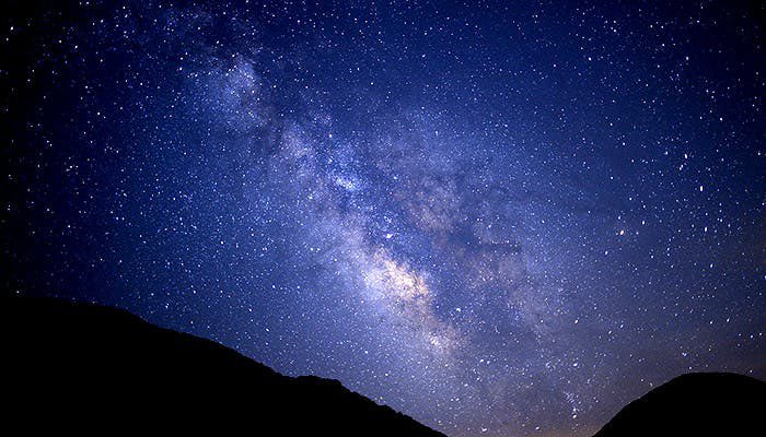 🦉お知らせ🦉

皆さまこんにちは！
明日9/23(土)18:00に新たなオリジナル曲を公開します🌙

最近星空を見上げたのはいつですか？
秋の夜長のお供にぴったりな1曲をお届けします。
どうぞお楽しみに🐑

youtube.com/@yofukashi0401…