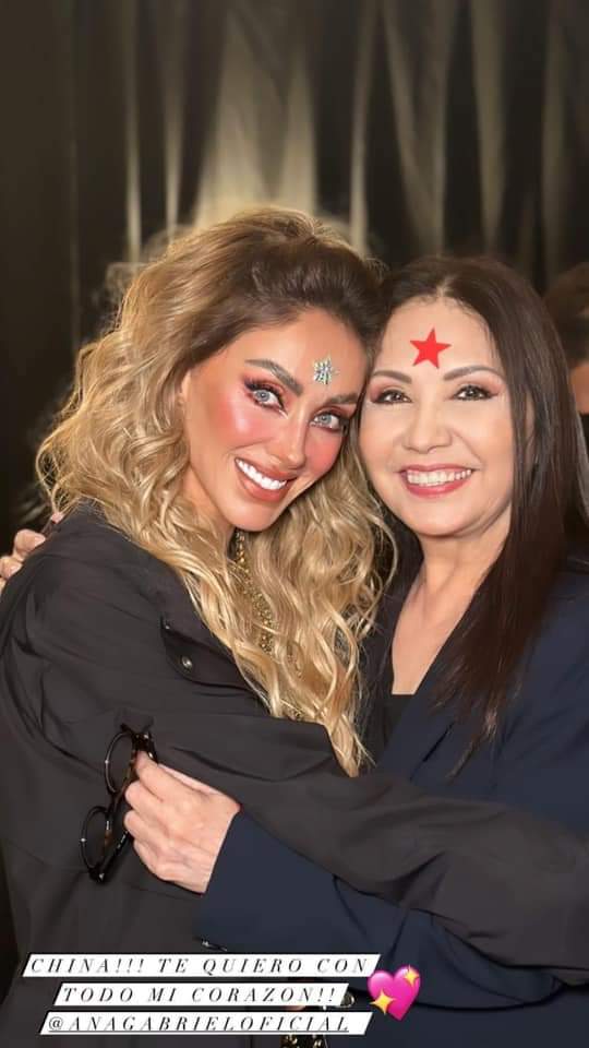 Miguelmichael34's tweet photo. Que bellas ....
Ambas me gustan mucho 🤩
@Anahi es mi #1 desde CORAZÓN DE BOMBOM .... ME HIPNOTIZA Y ES MI DELIRIO . HAGO MI RUMBA ...PORQUE QUIERO QUIERO 🏳️‍🌈🎼 que sea DESESPERADAMENTE SOLA la que me diga ES EL AMOR que viene y golpea ANCLADO EN TÚ ❤️ https://t.co/QmKxQaVIXK