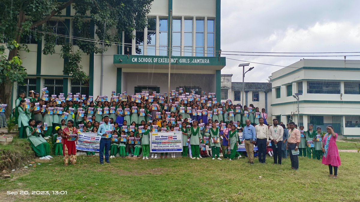 Badlao1982's tweet photo. On Sep 20, 2023, @Badlao1982 and @KSCFIndia joined to tackle child protection and marriage in Jamtara.

Jamtara has alarming child marriage rates. We believe youth can drive change. Say NO to early marriage!

#BalVivahSeAzadi #ChildRights #BadlaoFoundation https://t.co/1sOmjkxgpP