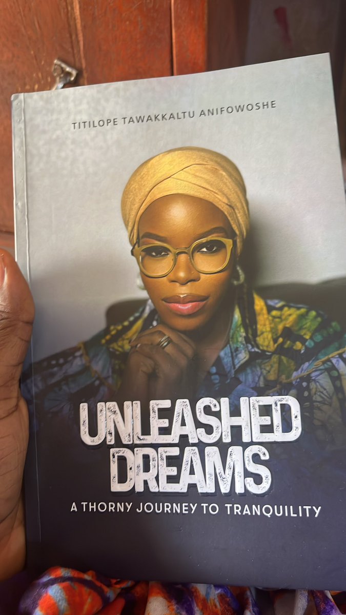 Just got my copy of #UnleashedDreams written by erudite scholar, Titilope Anifowoshe. This book was gifted by my brother @mobilisingniger.
I’ve started reading this book and I’ve picked up lots of lessons already.