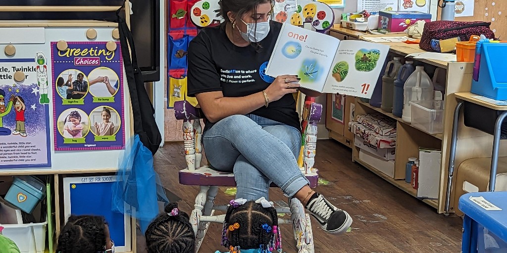 unitedwaySWPA's tweet photo. Thank you to everyone who helped make #WeekOfCaring a success! This year, 270 volunteers participated in over 27 projects for United Way's partner agencies.
If you want to join us in making our region a better place, visit https://t.co/LU2lYmWTBS. #ChangemakersUnite https://t.co/CIL4LsCucZ