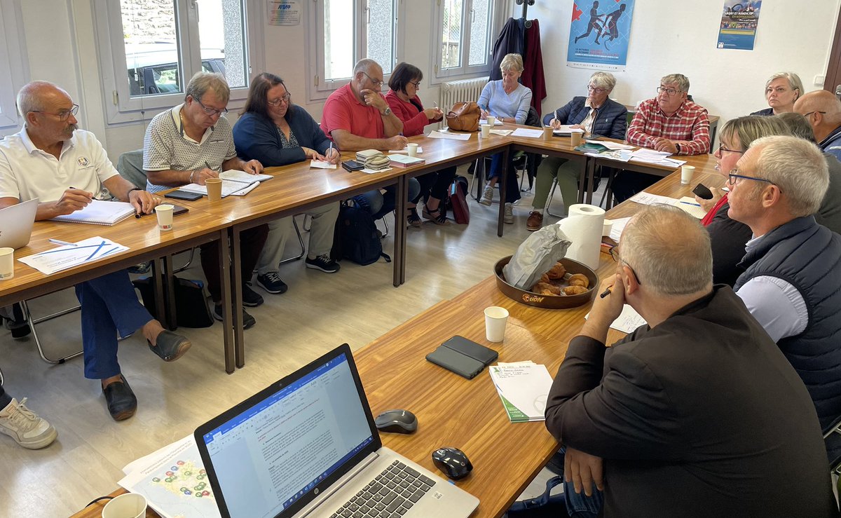 Ce matin, le #Cdos50 est réuni en conseil d’administration pour débattre de 7 sujets forts de cette rentrée 2023 🔵⚫️🔴🟡🟢🥇

<a href="/CROS_Normandie/">CROS Normandie</a> #cnosf