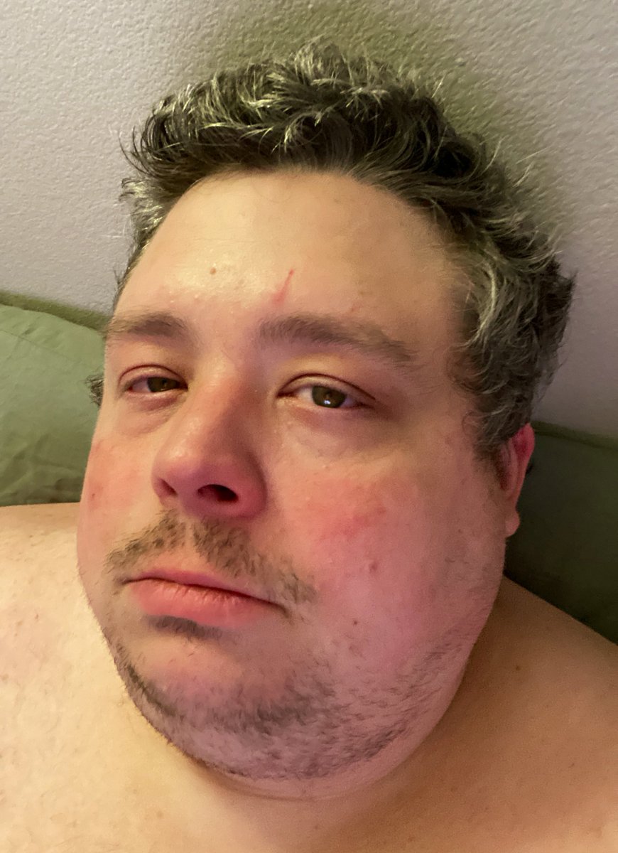 Barnacules's tweet image. Thank goodness it’s finally tomorrow 🙏 Hopefully now I can get some sleep and wake up to a new day that doesn’t suck nearly as bad as yesterday did 🍀 I need a break since life has been just too damn rough lately 😞 Wish me luck my friends because I truly need it now! 🙏 #Life