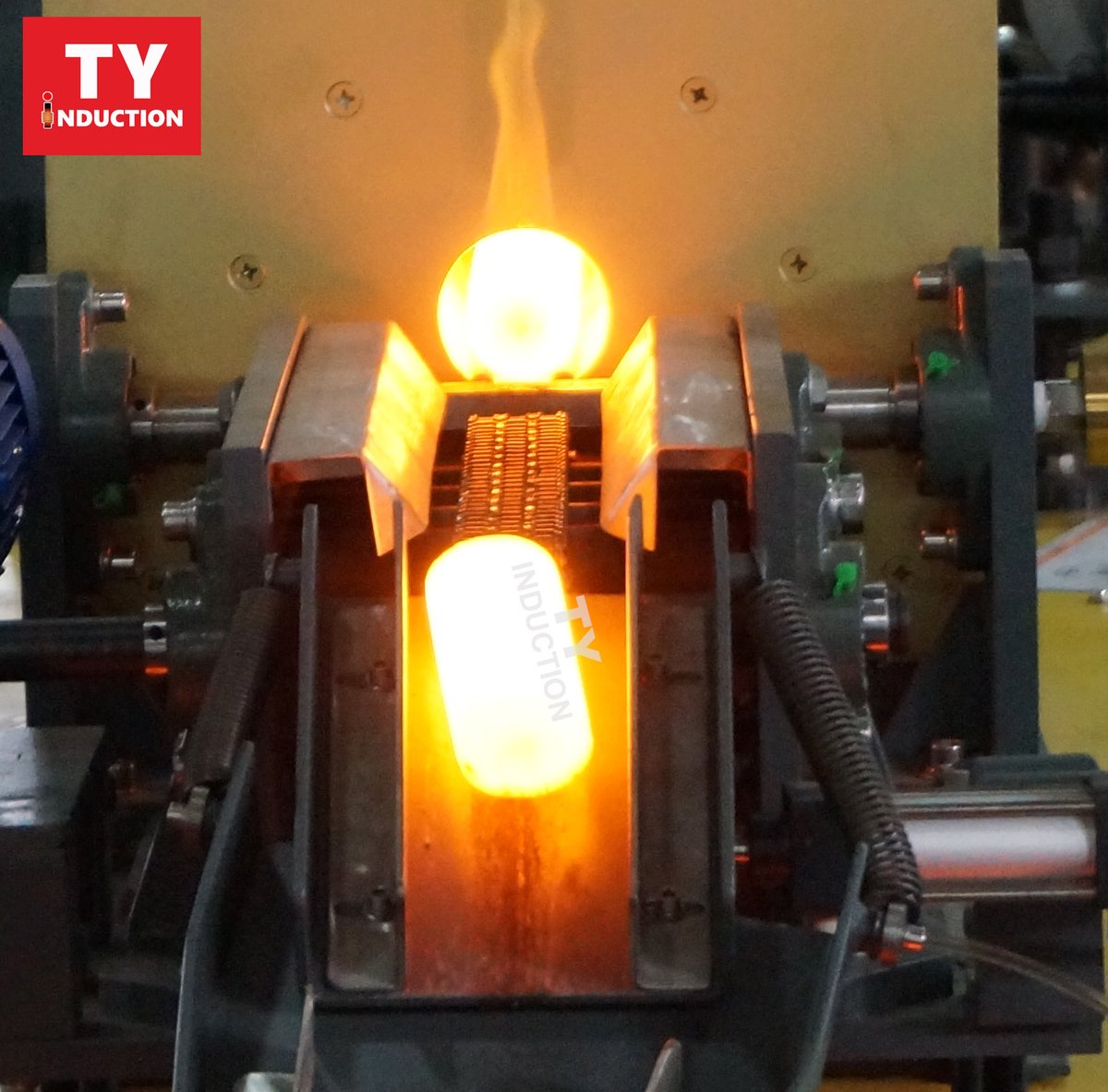 tyinduction's tweet image. Induction heating is widely used to heat metals prior to hot forming by forging. Progressive multistage horizontal heating is popular for small- and medium-size billets (usually less than 150 mm in diameter)
#inductionbilletheatingsystem #inductionheating #inductionheatingsystem