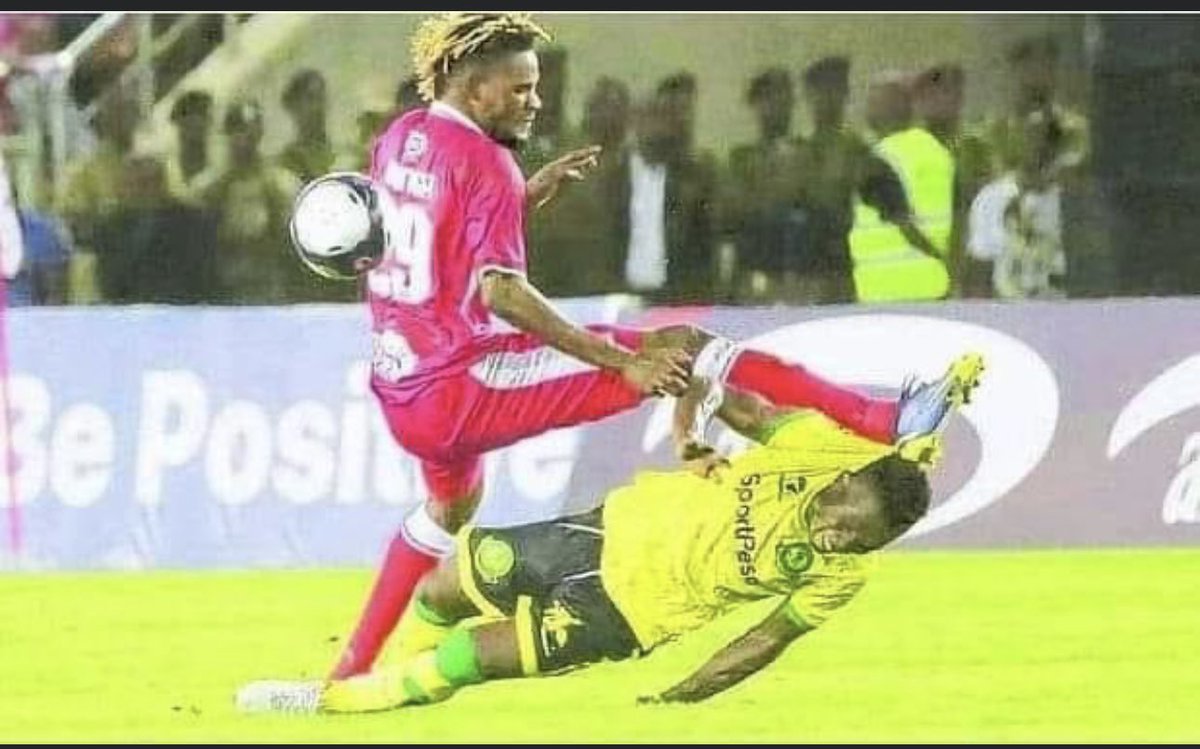 Kwa mchawi pakiwa na msiba wanalia hadi paka,ifike hatua unapolalamika unatakiwa uangalie kwanza mm niko safi sio kuropoka,sasa kwake ndio tiwenna sympath kweli,huo utakua unafiki wa kiasi cha juu sana