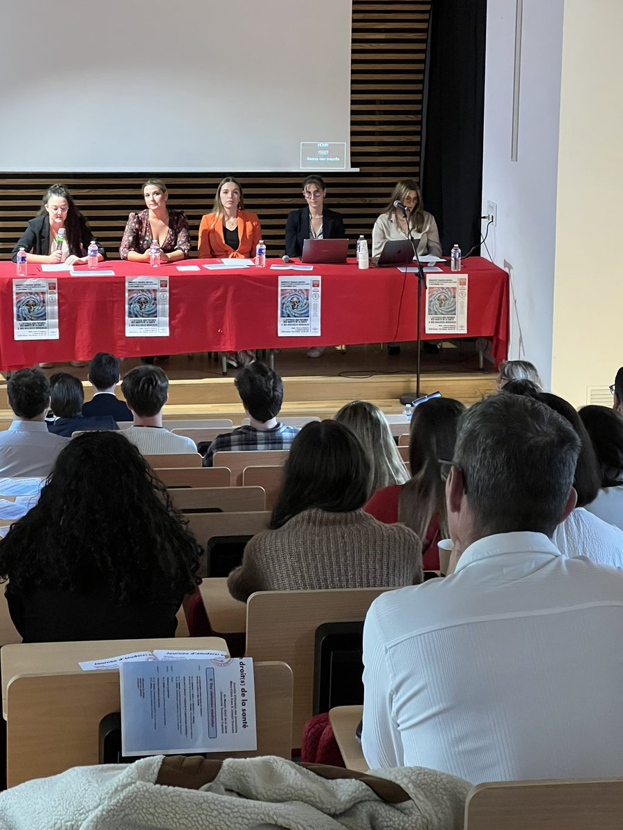 DroitUt1's tweet photo. La journée d etudes du master droit de la santé @DroitUt1 / de la @Fac_droit_tlse @UTCapitole : c est maintenant et c est - deja - passionnant! Bravo et merci aux intervenants et participants ! https://t.co/RlHupG8oMT