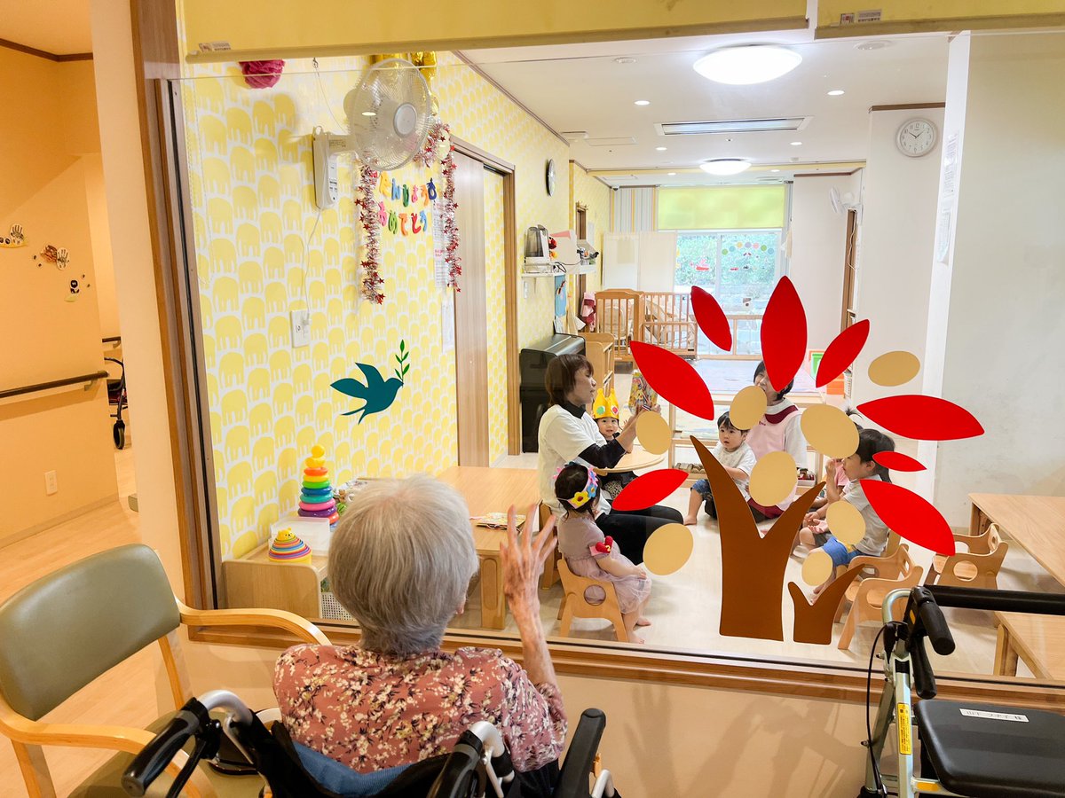OliveTheHome's tweet photo. Happy Birthday 🥳 
#Nursery #InterGenerationalCareHome #NursingHome #福岡市 https://t.co/Tlcbu86wXl
