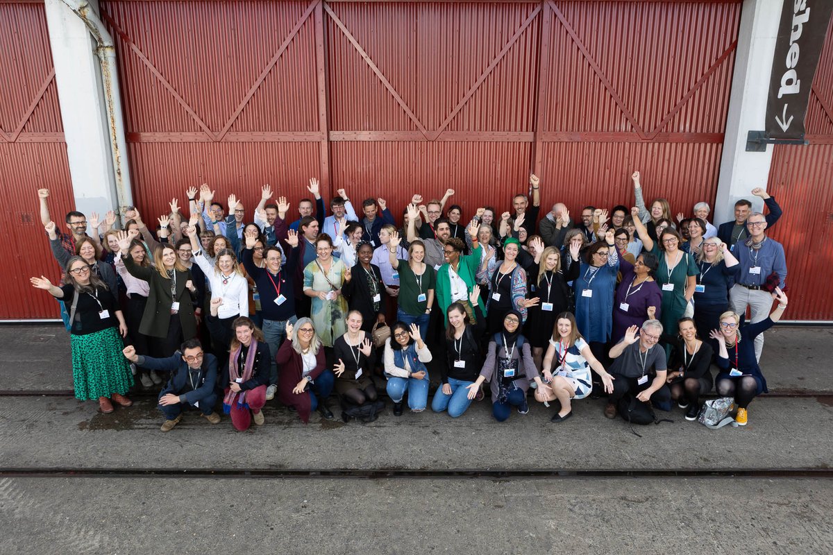 HiddenRef's tweet photo. #HiddenREFfest

Thank you all. You are our army and this is your movement! https://t.co/nf8LONcPAN