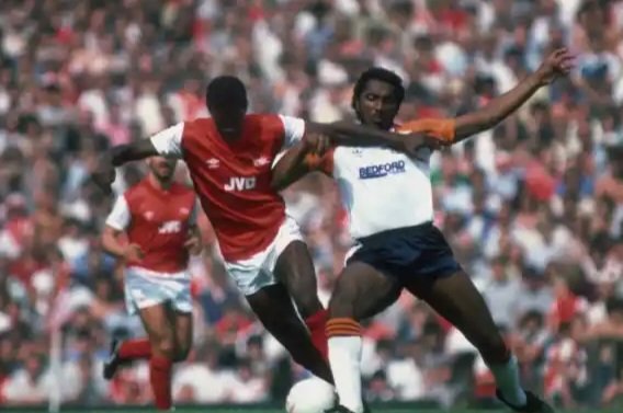 thesoccerdemic's tweet photo. #OnThisDay in 1982 Ricky Hill made his #ThreeLions debut🙌🏾
🦁He replaced Tony Morley in a #UEFA qualifier vs Denmark.
🌏His Jamaican🇯🇲 &amp; Indian🇮🇳 ethnicity make him the 4️⃣th Black player &amp; 1️⃣st of Asian ethnicity capped by England✨️ #LTFC #PremierLeague #LutonTown #ForDanmark https://t.co/93xczFP16W
