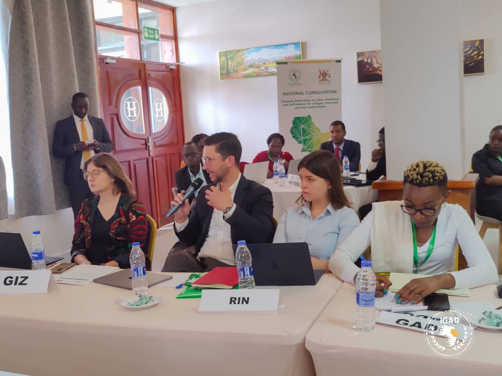 ...Mr Olaya Stephen, Chief Admin Officer-Yumbe District of West Nile Region🇺🇬
Ms Maike Striffler from Relevant Ventures Co & Social Innovation Academy @WeAreSINA

@OPMUganda @UgandaMFA @giz_gmbh @RefugeeInvest @RefugeesUganda @relonuganda
@mia_uga @DCICUg @Mglsd_UG @mofpedU