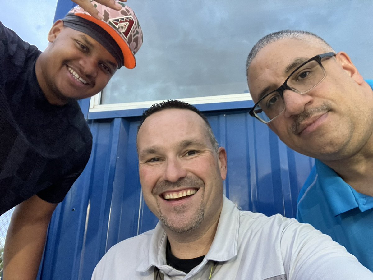 What a night we had enjoying some Southern Arizona hospitality, courtesy of <a href="/CienegaSports/">Cienega Bobcat Athletics</a>! Congratulations to <a href="/CienegaFootball/">#TheBoysInVail</a> on getting the W 23-19 over McClintock! Thanks to Coach <a href="/SteveSchween/">Steve Schween, CSCS</a> for joining us at Halftime! 🏜️🏈🚘🔥🙏

ICYMI:  youtube.com/live/0St6voeIA…