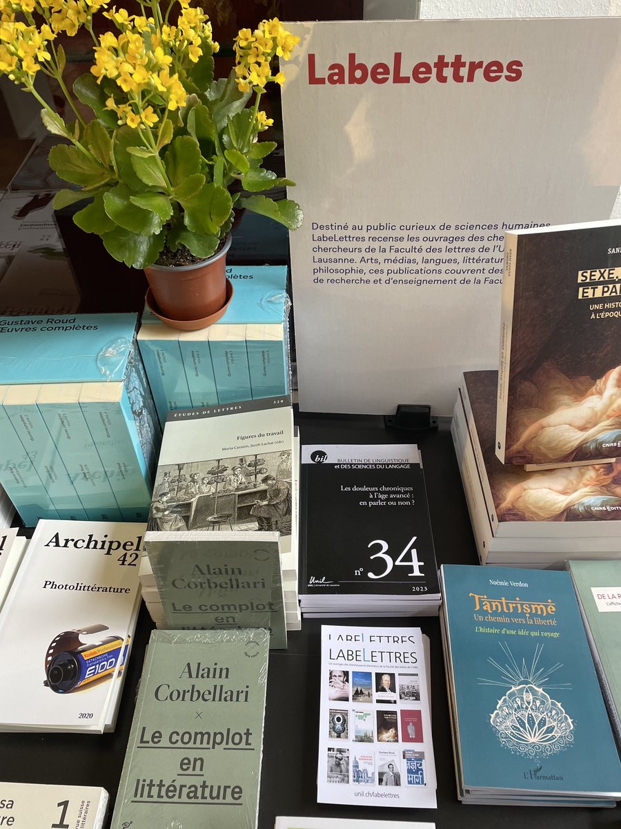 Études de lettres (@edlunil) on Twitter photo Une magnifique table avec une sélection d’ouvrages disponibles sur #LabeLettres et la revue Études de lettres <a href="/lettresunil/">Lettres UNIL (Inactif)</a> <a href="/unil/">Université de Lausanne</a> vous attend jusqu’à demain pour cette nouvelle édition de Lire à Lausanne au Forum de l'Hôtel de Ville
Profitez! 1 livre acheté = 1 livre offert Une magnifique table avec une sélection d’ouvrages disponibles sur #LabeLettres et la revue Études de lettres <a href="/lettresunil/">Lettres UNIL (Inactif)</a> <a href="/unil/">Université de Lausanne</a> vous attend jusqu’à demain pour cette nouvelle édition de Lire à Lausanne au Forum de l'Hôtel de Ville
Profitez! 1 livre acheté = 1 livre offert