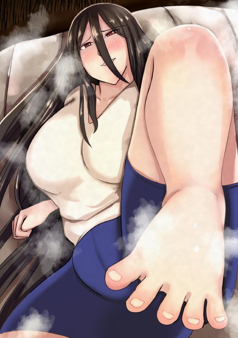 晄輪大祭で先生とストレッチをするハスミです 