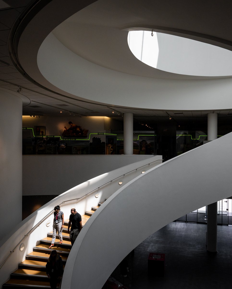 AmazingVenues\, image size:966x1200