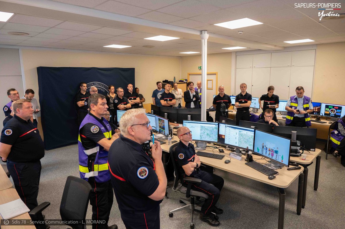 [#NexSIS] Hier, les #pompiers78 ont mis à l'épreuve du réel l'outil #Nexsis. Cette étape indispensable a permis de tester au sein du Sdis le futur système de gestion des alertes et des opérations développé par l'@ANSC_Fr