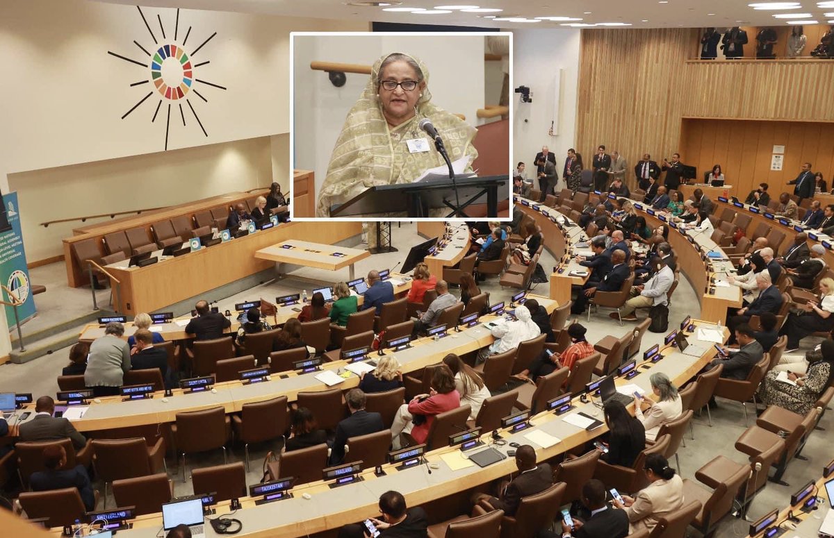 Prime Minister #SheikhHasina addressed a high-level meeting on Universal Health Coverage at the @UN Headquarters in #NewYork on Thursday (21 September 2023).

#Bangladesh #UNGA78
#UniversalHealthCoverage
#CommunityClinic