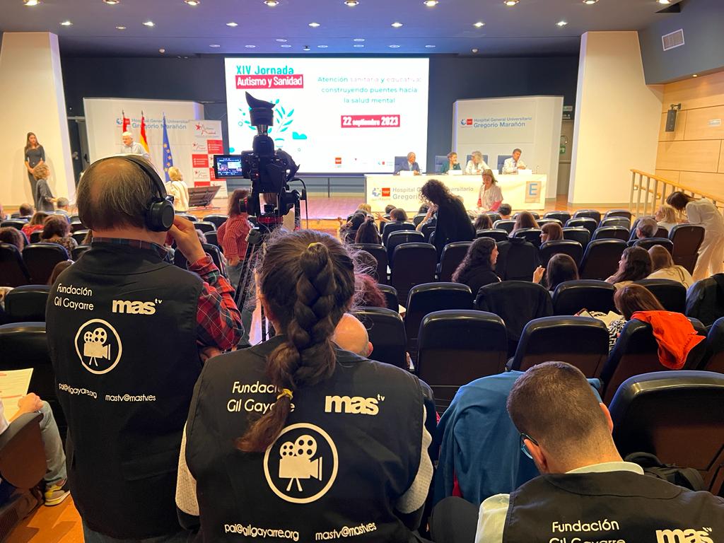 Fgilgayarre's tweet photo. โญ Hoy estamos grabando, junto a nuestras compaรฑeras de #MasTV (@Eima_ ), la XIV Jornada de Autismo y Sanidad, que cada aรฑo, la @AutismoMadrid , celebra en colaboraciรณn con el Hospital General Universitario #GregorioMaraรฑรณn.
ยกGracias #AutismoMadrid por confiar en nosotros! https://t.co/E6VYjqMvhl
