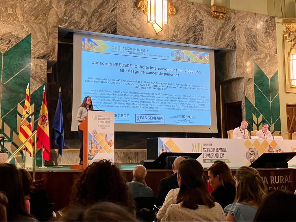 DigestivoHRyC's tweet photo. 🗣️ Turno de Ana García García de Paredes hablando del estudio #PRECEDE

🔬“Avanzando en el diagnóstico precoz de cáncer de páncreas” en @AESPANC 

#GITwitter https://t.co/PiWMfqPFzE