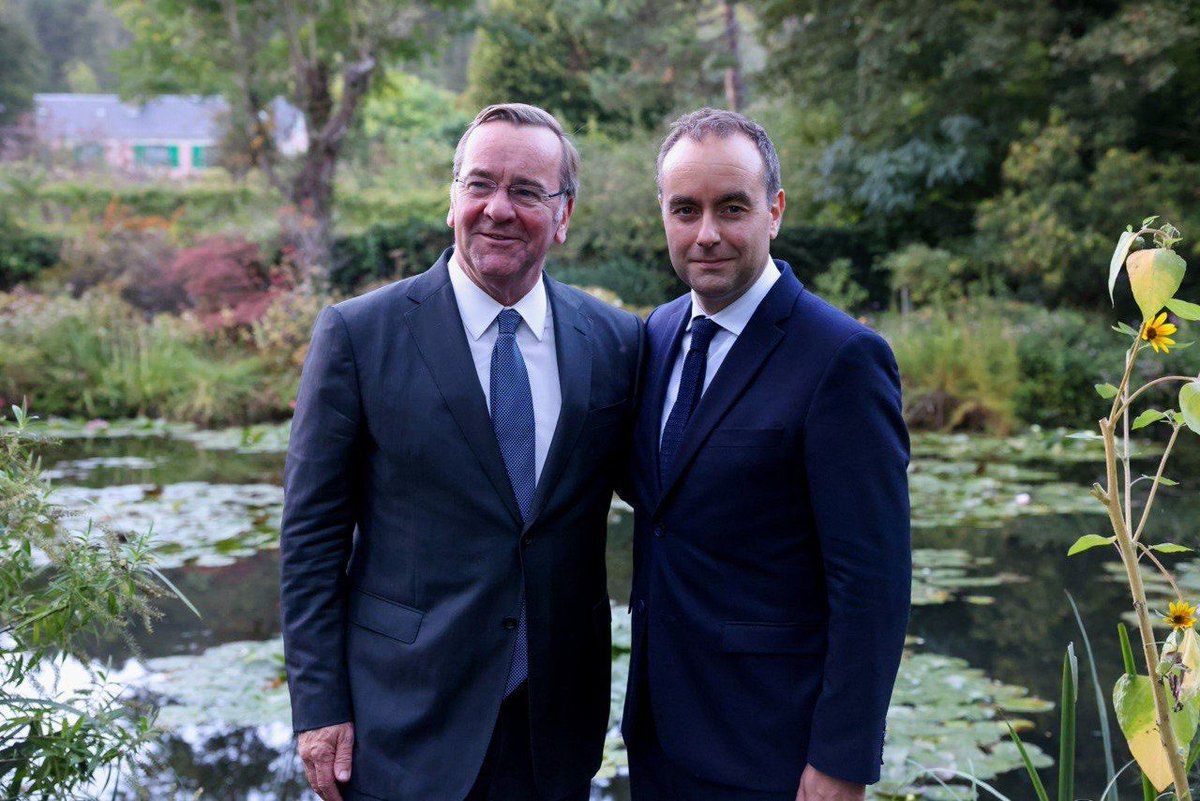 Cher Boris, merci pour ta visite. 

Heureux de t'accueillir chez moi à Vernon et Giverny pour avancer ensemble sur le char du futur et le système de combat aérien du futur.