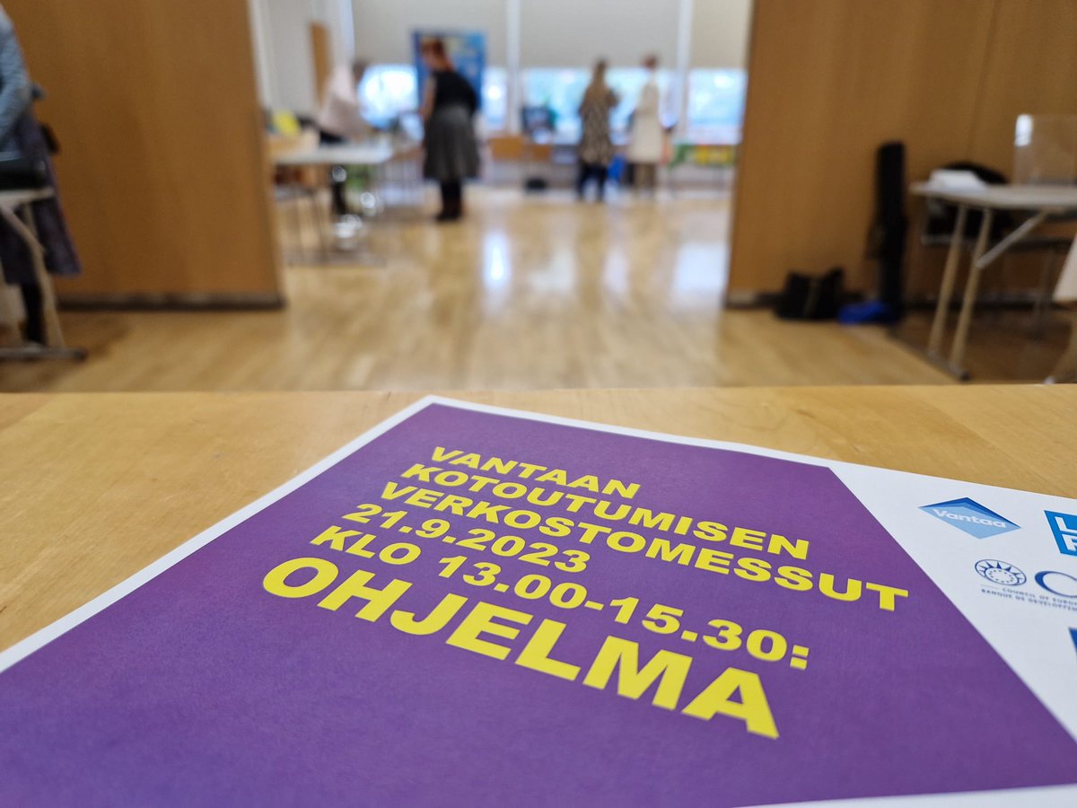 vvklubi's tweet photo. Tarjosimme tietoa toiminnastanne sekä verkostoiduimme muiden organisaatioiden kanssa eilen Vantaan kotoutumisen verkostomessuilla. 
Kiitos, Neuvova Vantaa - Vantaan monikielinen neuvonta😍
#monikultuurisuus #maahanmuuttajat #vantaa #innovaatioidennvantaa #verkostomessut https://t.co/FHwr4IsRkx