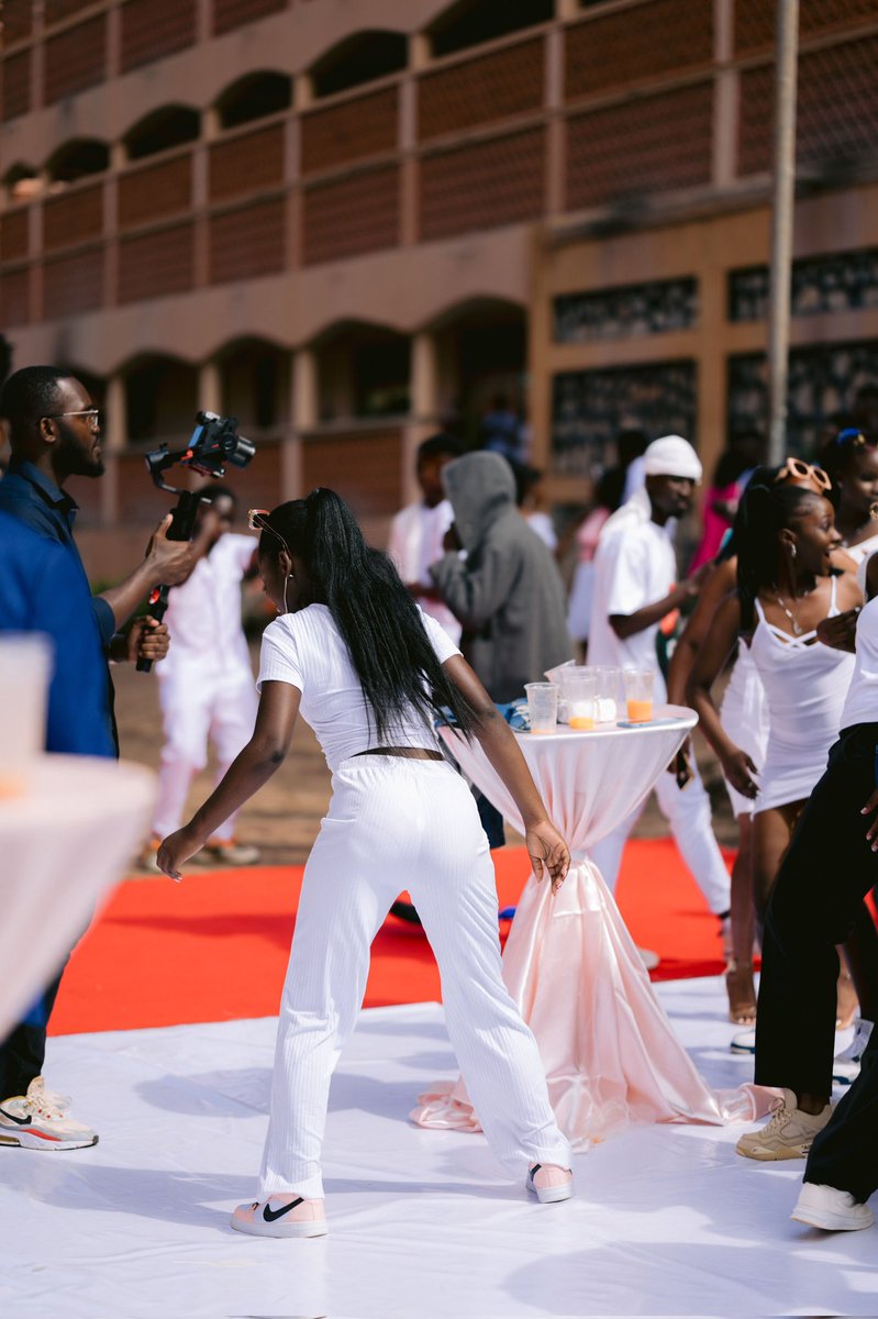 Schoolnewspp_Ug's tweet photo. Dancing to the hits of the day, celebrating Prom.
#PromNights | #squad | #JapaneseGP | #ICCWorldCup2023 https://t.co/eDMAGM660p