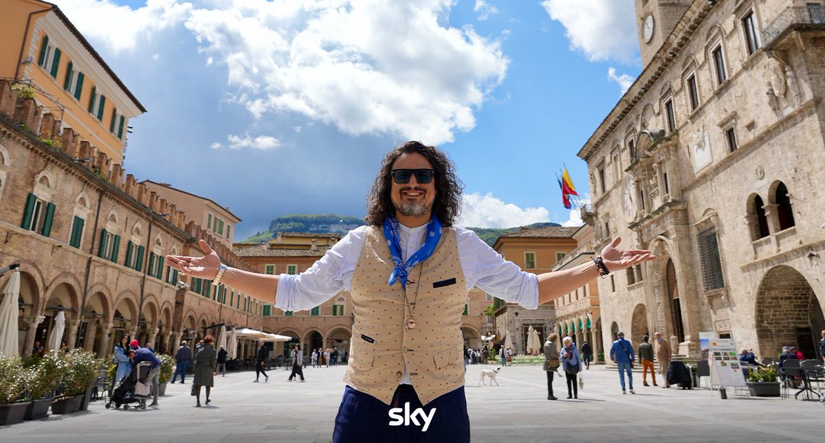 Sky (@skyitalia) on Twitter photo 3 indizi gastronomici per voi: olive, fritto misto e vincisgrassi. Dove siamo?
#Ale4Ristoranti stasera alle 21.15 su Sky Uno
<a href="/BorgheseAle/">Alessandro Borghese</a> 3 indizi gastronomici per voi: olive, fritto misto e vincisgrassi. Dove siamo?
#Ale4Ristoranti stasera alle 21.15 su Sky Uno
<a href="/BorgheseAle/">Alessandro Borghese</a>