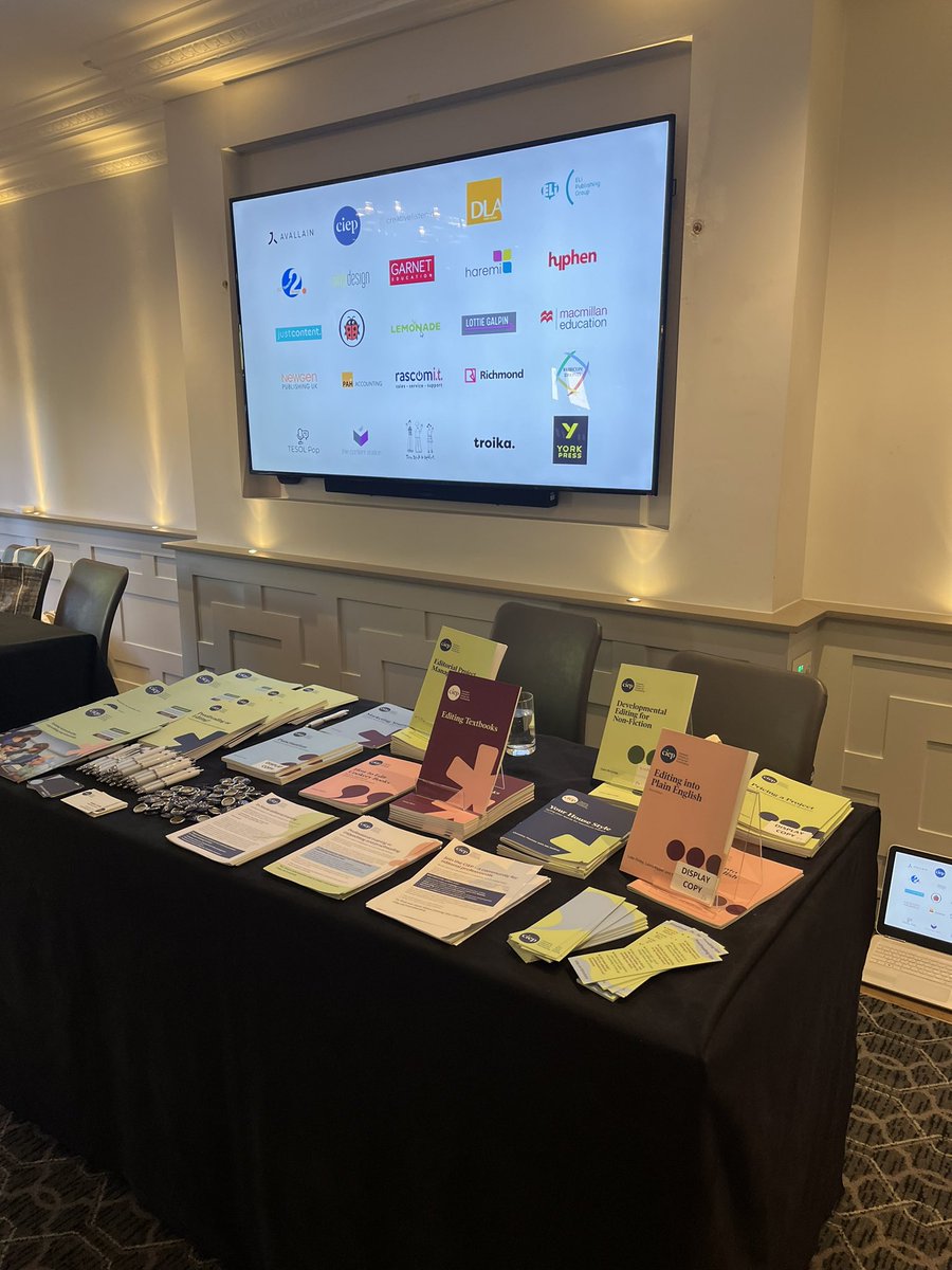 The_CIEP's tweet photo. Today we’re at #PPawayday23 in Oxford with lots of ELT and education freelancers and publishers. Come and have a chat with Denise about membership and training, pick up some freebies, or buy a guide or two! https://t.co/6VHloEDrsY