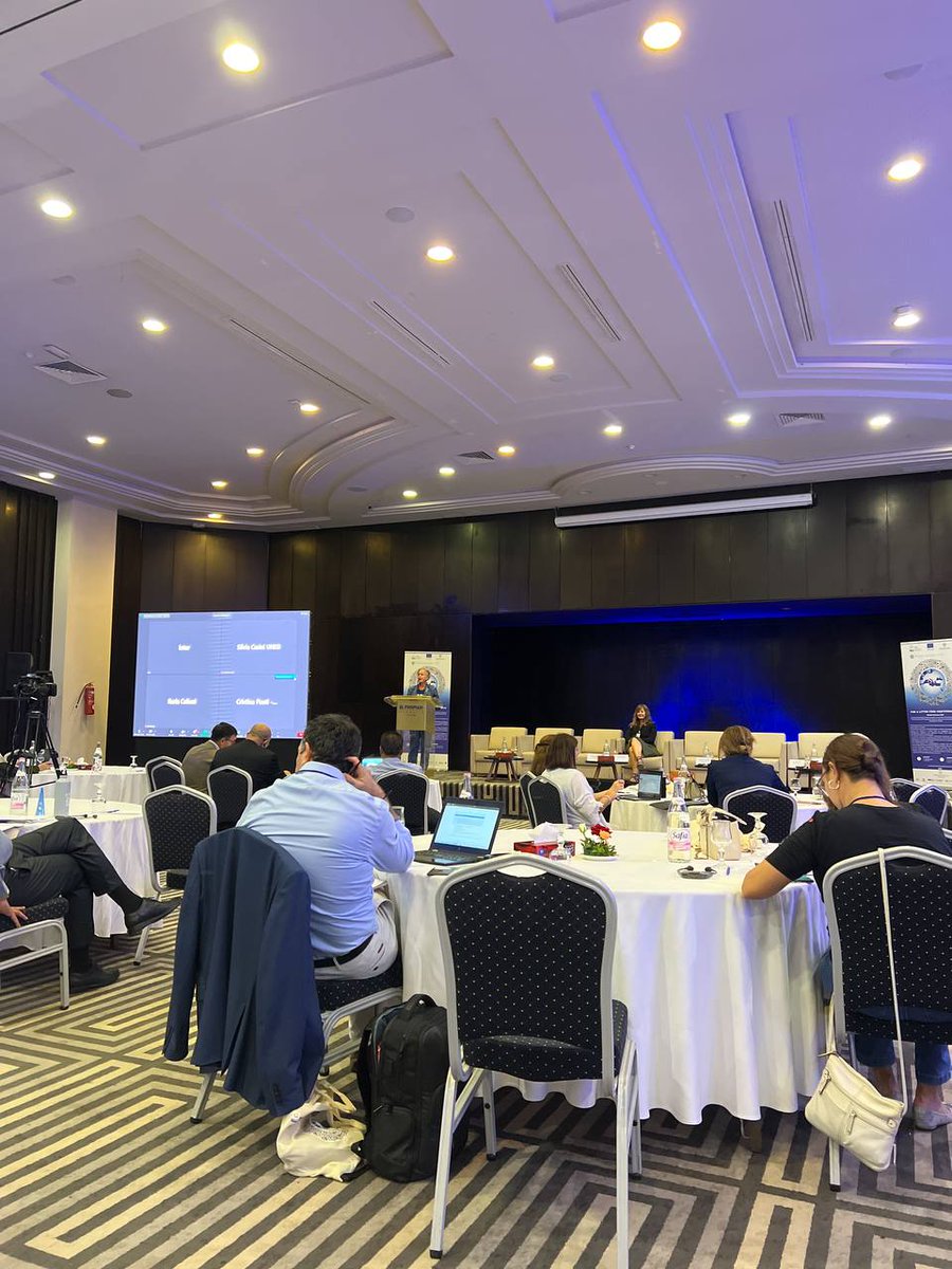 BUSINESSMED tweet media