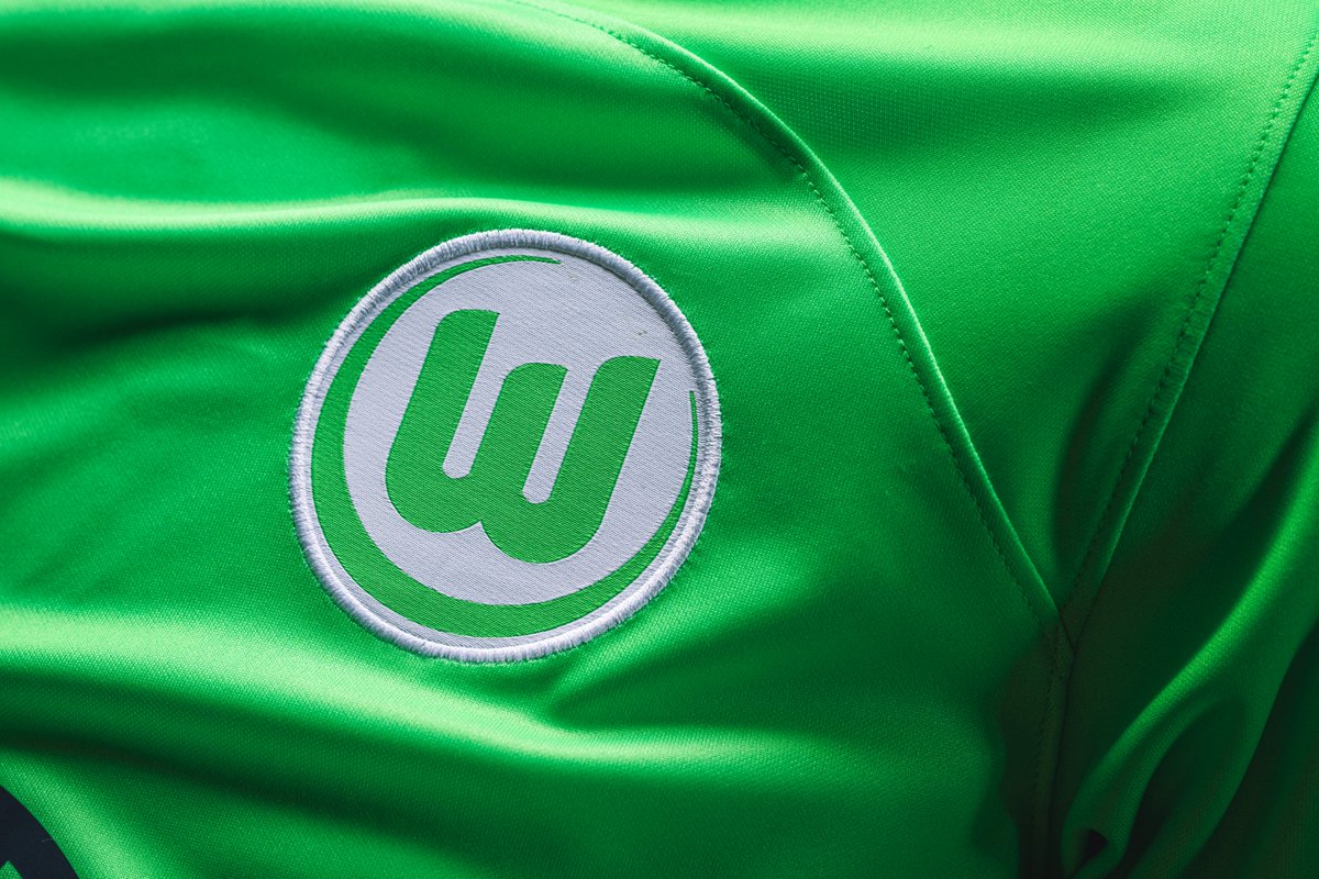 VfLWolfsburg360's tweet image. Du bist ein kreativer Kopf mit Kenntnissen in der Adobe Creative Cloud (Photoshop, InDesign, Illustrator), dann bewerbe dich auf ein Praktikum in den Bereichen:

❎ Marketing Services (m/w/d)
❎ Markenmanagement (m/w/d)

➡️ vfl.ink/praktika

#VfLWolfsburg