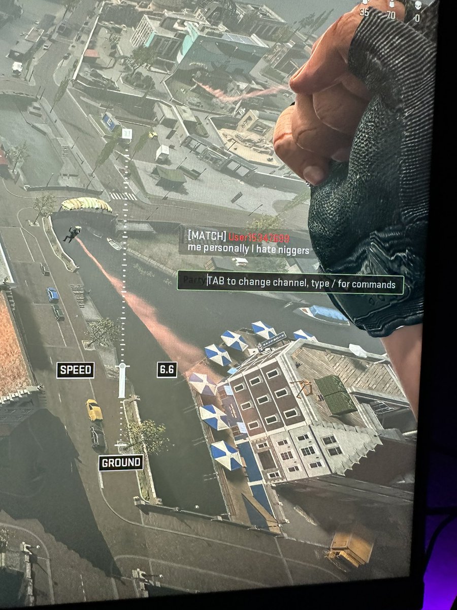 Tsicyar's tweet photo. Only in Warzone 💀💀 https://t.co/diFHIDZq39