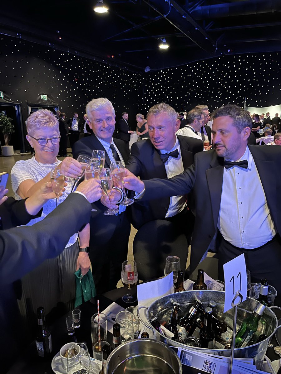 rc1972's tweet photo. Really pleased that we had a win at the Insider Property Awards in Leeds last night. Great news &amp; a great team effort! @conroybrook @benbailey_homes https://t.co/kLAPAVsOkG
