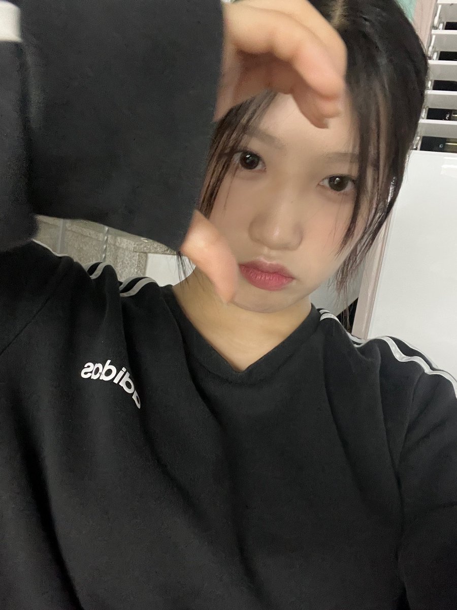 💌 a message has arrived! 
23.07.15 🌻💭 12:55 pm