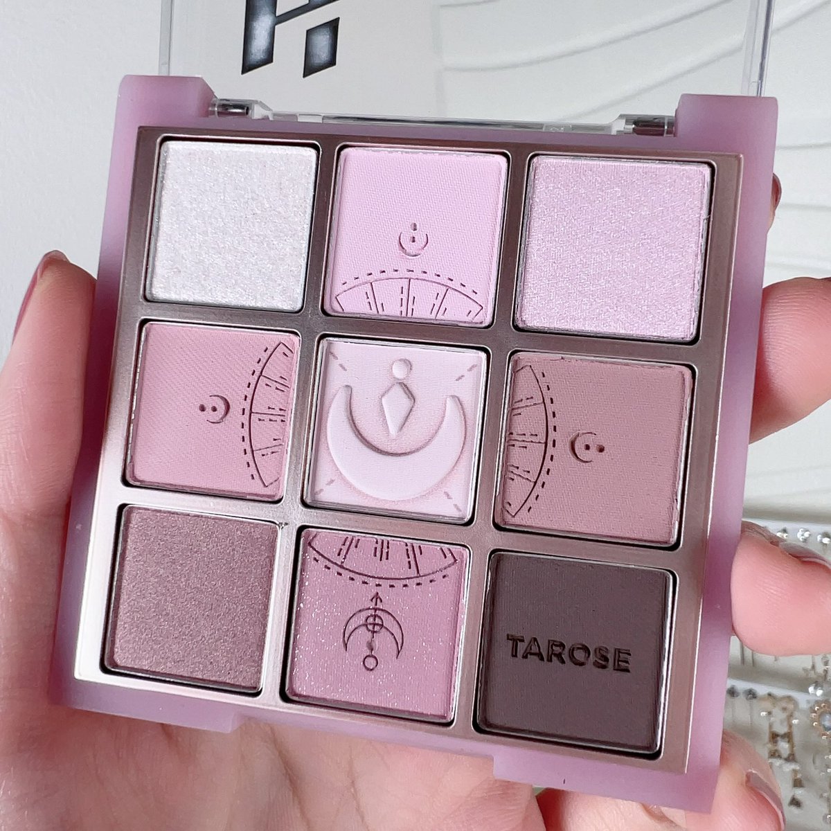 (最終値下げ/ほぼ未使用)大量‼️コスメまとめ売り♥アイシャドウ♥チーク♥グロス Qoo10] YOULIYOULA 化粧箱 コスメセット アイシャドウ/ 口